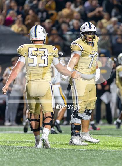 Thumbnail 3 in Moody vs. Corner (AHSAA 5A Round 1) photogallery.