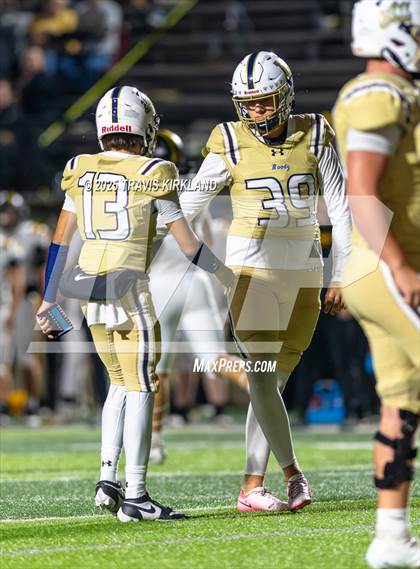 Thumbnail 3 in Moody vs. Corner (AHSAA 5A Round 1) photogallery.