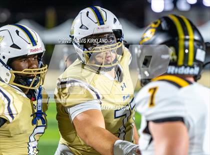 Thumbnail 1 in Moody vs. Corner (AHSAA 5A Round 1) photogallery.