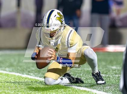 Thumbnail 2 in Moody vs. Corner (AHSAA 5A Round 1) photogallery.