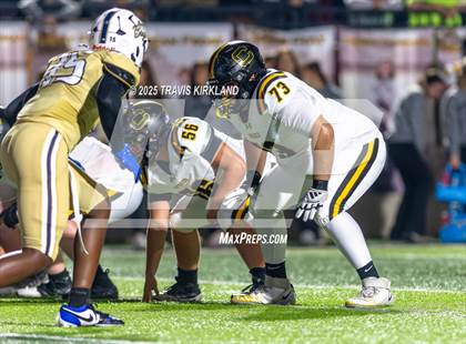Thumbnail 2 in Moody vs. Corner (AHSAA 5A Round 1) photogallery.