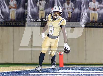 Thumbnail 2 in Moody vs. Corner (AHSAA 5A Round 1) photogallery.