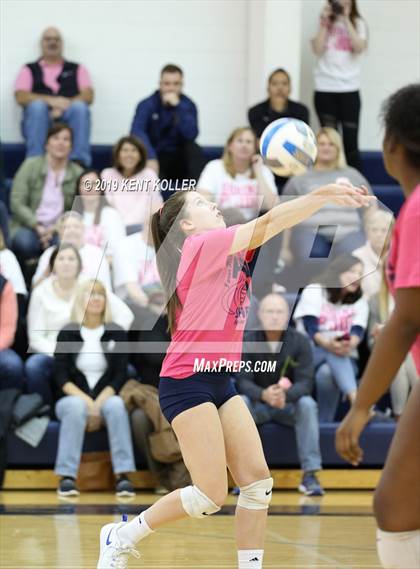 Thumbnail 3 in Berkley @ Shrine Catholic photogallery.