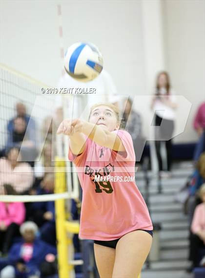 Thumbnail 3 in Berkley @ Shrine Catholic photogallery.