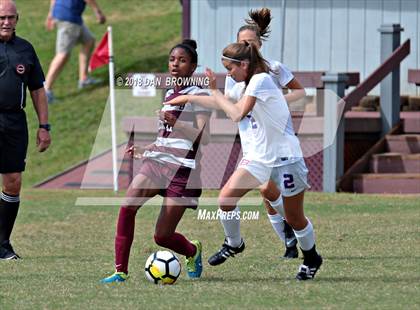 Thumbnail 3 in Bartlett vs. Bearden photogallery.