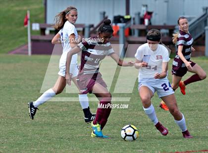 Thumbnail 1 in Bartlett vs. Bearden photogallery.