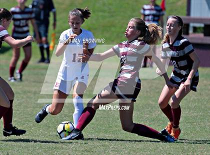 Thumbnail 3 in Bartlett vs. Bearden photogallery.