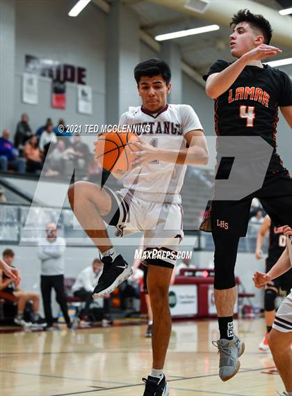 Thumbnail 2 in Lamar @ Perryville photogallery.