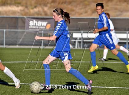 Thumbnail 2 in Questa @ Taos photogallery.