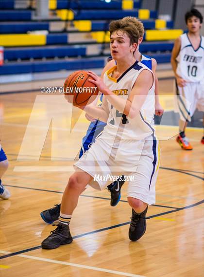 Thumbnail 2 in Everett vs. Ferndale photogallery.
