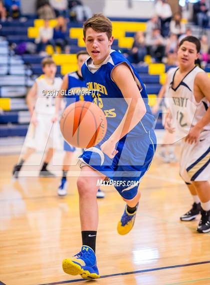 Thumbnail 1 in Everett vs. Ferndale photogallery.