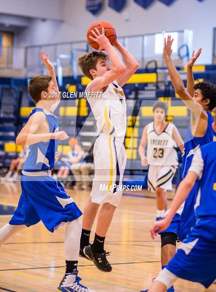 Thumbnail 2 in Everett vs. Ferndale photogallery.