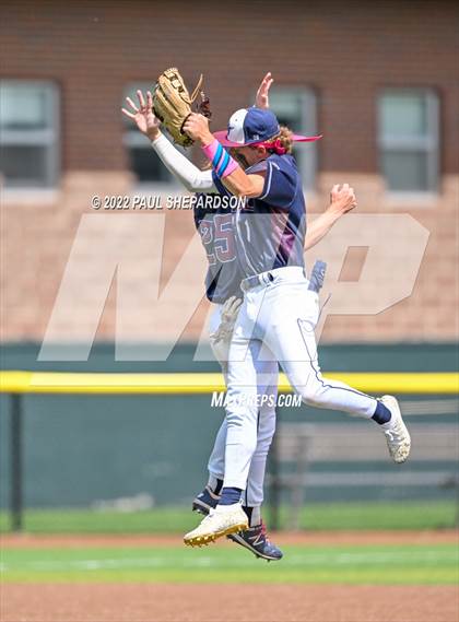 Thumbnail 3 in Legacy vs. Cherokee Trail (CHSAA 5A State 1st Round) photogallery.