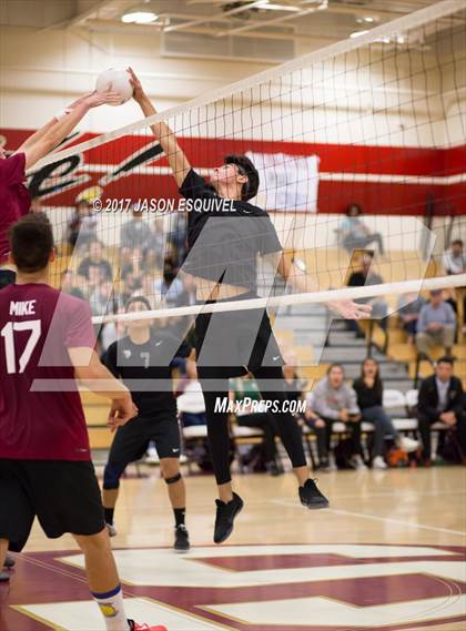 Thumbnail 2 in Poly vs. La Serna (CIF SS D5 Semifinal) photogallery.