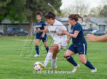 Thumbnail 1 in Oakmont vs. Placer photogallery.