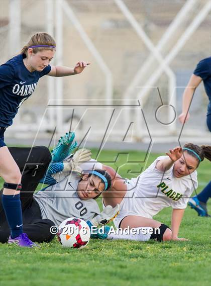 Thumbnail 3 in Oakmont vs. Placer photogallery.