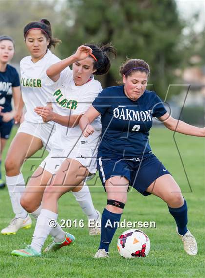 Thumbnail 2 in Oakmont vs. Placer photogallery.