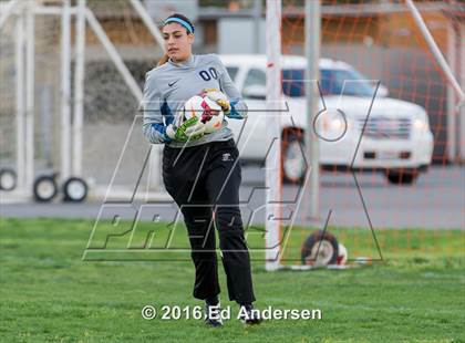 Thumbnail 2 in Oakmont vs. Placer photogallery.