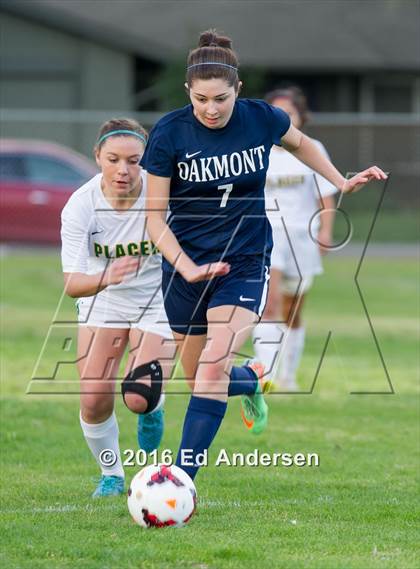 Thumbnail 2 in Oakmont vs. Placer photogallery.
