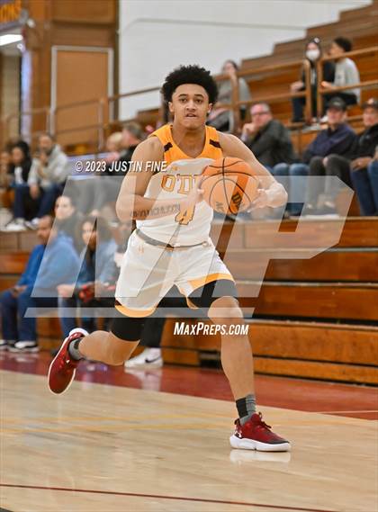 Thumbnail 2 in Centennial vs. O'Dea (Torrey Pines Holiday Classic) photogallery.