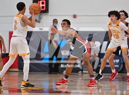 Thumbnail 2 in Centennial vs. O'Dea (Torrey Pines Holiday Classic) photogallery.