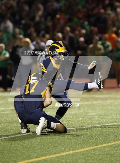 Thumbnail 3 in Derby vs Northwest (KSHSAA 6A Semifinal) photogallery.