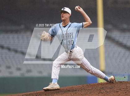 Thumbnail 2 in Fullerton vs. Villa Park photogallery.