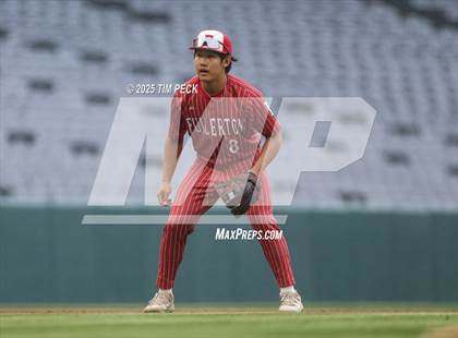 Thumbnail 3 in Fullerton vs. Villa Park photogallery.