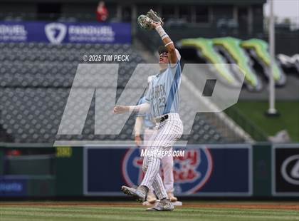 Thumbnail 1 in Fullerton vs. Villa Park photogallery.