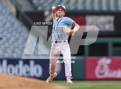 Thumbnail 2 in Fullerton vs. Villa Park photogallery.