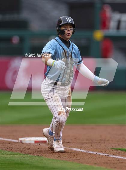 Thumbnail 2 in Fullerton vs. Villa Park photogallery.