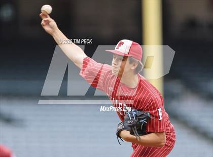 Thumbnail 1 in Fullerton vs. Villa Park photogallery.