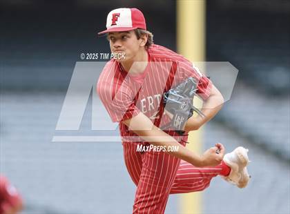 Thumbnail 2 in Fullerton vs. Villa Park photogallery.