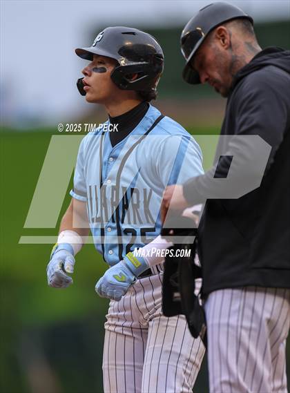 Thumbnail 1 in Fullerton vs. Villa Park photogallery.