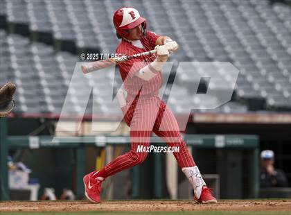 Thumbnail 2 in Fullerton vs. Villa Park photogallery.