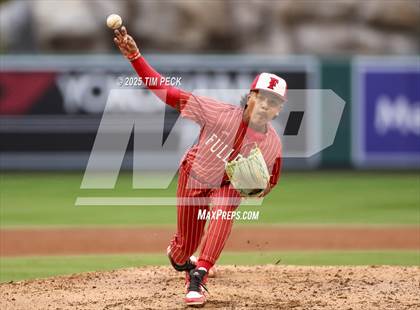 Thumbnail 3 in Fullerton vs. Villa Park photogallery.