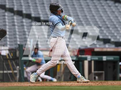 Thumbnail 3 in Fullerton vs. Villa Park photogallery.
