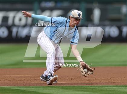Thumbnail 3 in Fullerton vs. Villa Park photogallery.