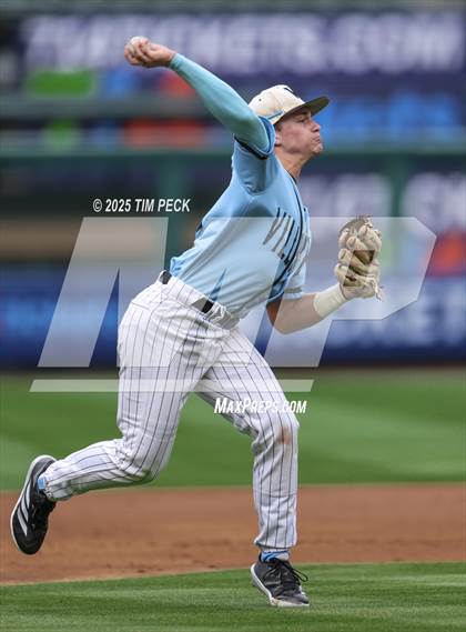 Thumbnail 3 in Fullerton vs. Villa Park photogallery.
