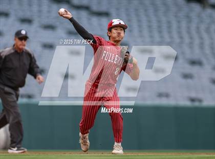 Thumbnail 2 in Fullerton vs. Villa Park photogallery.