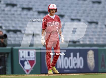 Thumbnail 3 in Fullerton vs. Villa Park photogallery.