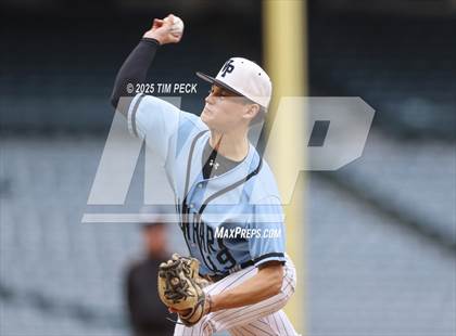 Thumbnail 2 in Fullerton vs. Villa Park photogallery.