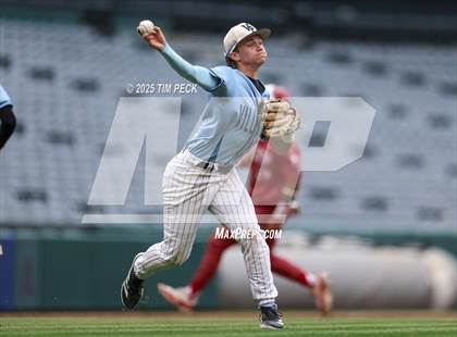 Thumbnail 2 in Fullerton vs. Villa Park photogallery.