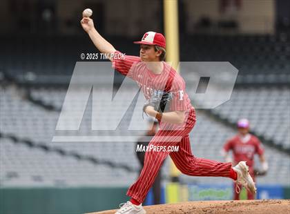 Thumbnail 2 in Fullerton vs. Villa Park photogallery.