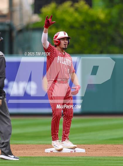 Thumbnail 3 in Fullerton vs. Villa Park photogallery.