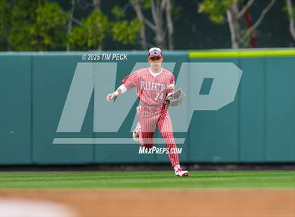 Thumbnail 3 in Fullerton vs. Villa Park photogallery.