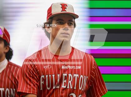 Thumbnail 3 in Fullerton vs. Villa Park photogallery.