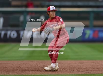 Thumbnail 3 in Fullerton vs. Villa Park photogallery.