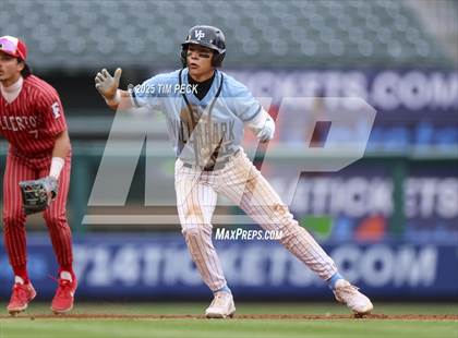 Thumbnail 3 in Fullerton vs. Villa Park photogallery.