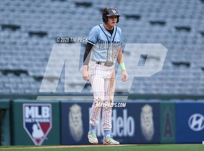 Thumbnail 3 in Fullerton vs. Villa Park photogallery.